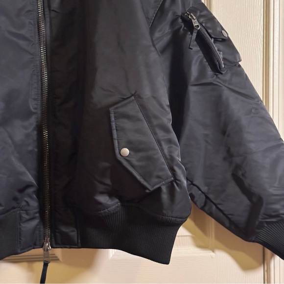 Fabletics Women's Iconic Oversized Bomber Jacket Black XL/XXL - Picture 6 of 13